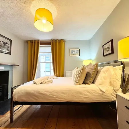 Holiday home The Old Locksmith 3 - Bed Sleeps 6